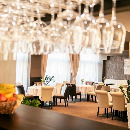 Azul Hotel & Restaurant Партизанске Екстериор снимка