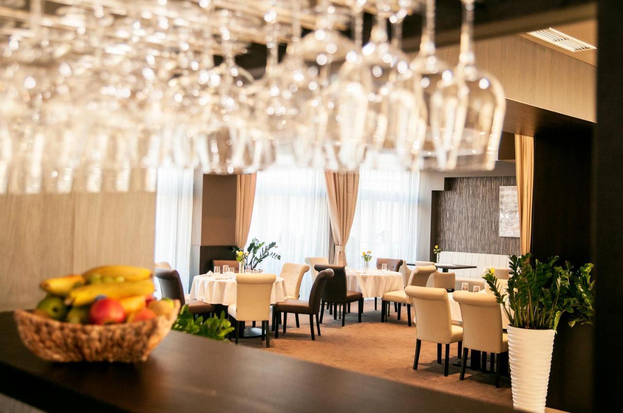 Azul Hotel & Restaurant Партизанске Екстериор снимка